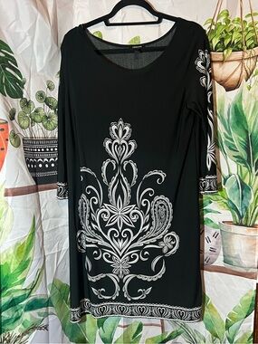 Forever - Black Dress with White Baroque Motif size PXL